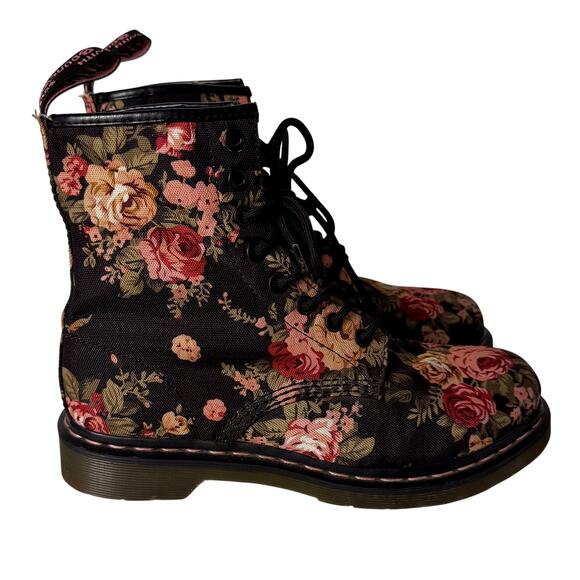 Dr Martens Rose Combat Boots Womens 8 Victorian Whimsigoth Fairygoth Floral Docs - Picture 1 of 10